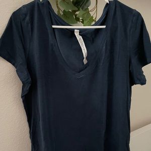 Lululemon Love Tee V